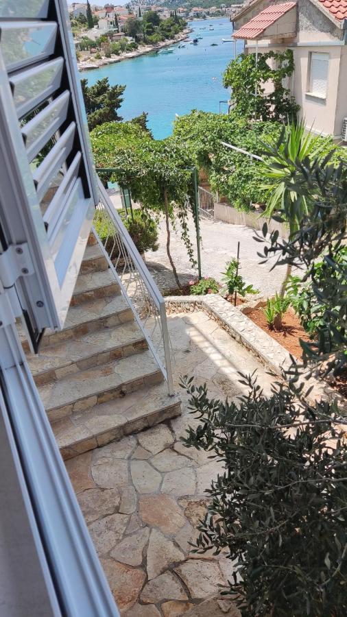 Rogoznica Seafront Apartment - Kalebova Luka מראה חיצוני תמונה